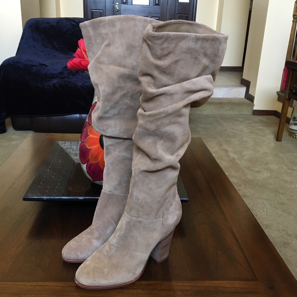 Tan Steve Madden boots